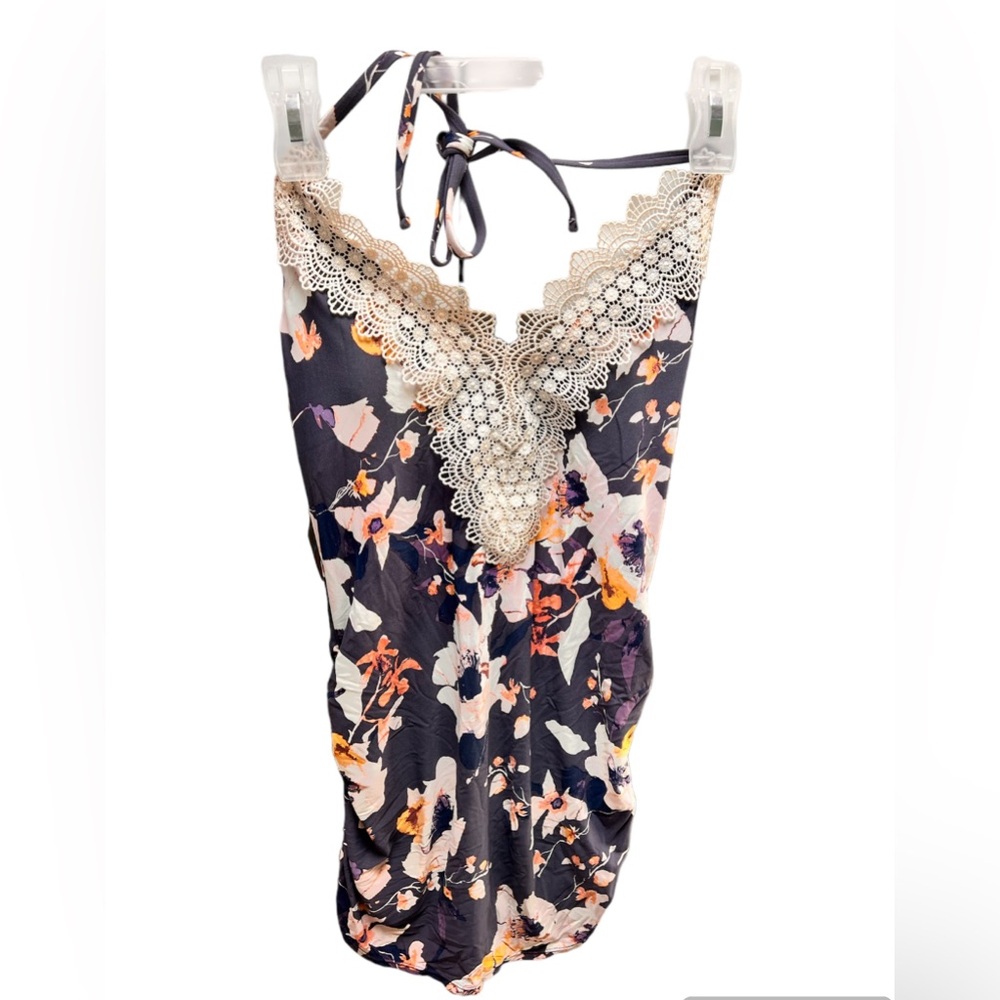 Women’s Large multi color floral, lace v-neck, tie bathing suit top w/ shirring